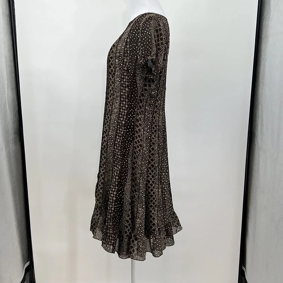 Sandra Darren Dress Womens 6P Brown Cream Batik Ruffled Hem Mini Short Sleeve - Picture 2 of 9